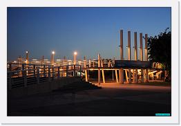 IMG_3720 * 900 x 603 * (184KB)