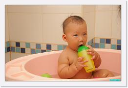 IMG_1562 * 900 x 603 * (205KB)