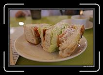 IMG_5742 * 892 x 608 * (249KB)