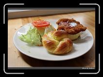 IMG_2321 * 850 x 608 * (225KB)