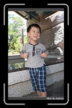 IMG_6712 * 566 x 910 * (233KB)