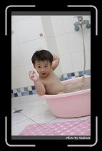 IMG_7056 * 566 x 910 * (195KB)