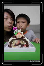 IMG_2248 * 566 x 910 * (207KB)