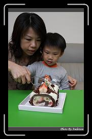IMG_2249 * 566 x 910 * (244KB)