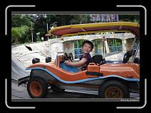 IMG_3866 * 900 x 644 * (297KB)