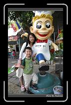 IMG_4905 * 566 x 910 * (245KB)