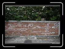 IMG_6452 * 900 x 644 * (295KB)