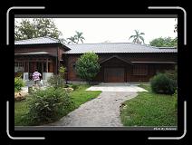 IMG_7472 * 900 x 644 * (285KB)
