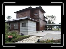 IMG_7483 * 900 x 644 * (293KB)
