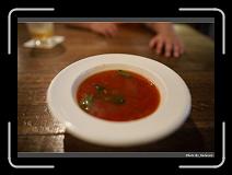 IMG_9811 * 900 x 644 * (221KB)
