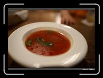IMG_9827 * 900 x 644 * (211KB)