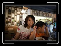 IMG_9871 * 900 x 644 * (294KB)