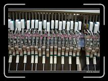 IMG_0877 * 900 x 644 * (290KB)