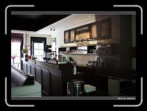 IMG_1063 * 900 x 644 * (288KB)