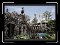 IMG_3975 * 900 x 644 * (294KB)