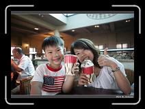 IMG_4556 * 900 x 644 * (265KB)