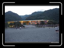 IMG_4618 * 900 x 644 * (284KB)