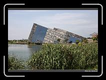 IMG_4653 * 900 x 644 * (290KB)
