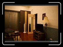 IMG_4852 * 900 x 644 * (290KB)