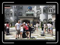 IMG_5346 * 900 x 644 * (290KB)