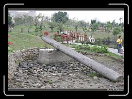 IMG_5929 * 900 x 644 * (285KB)