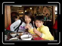 IMG_6912 * 900 x 644 * (290KB)