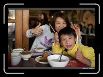 IMG_6920 * 900 x 644 * (275KB)