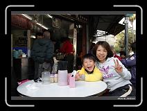 IMG_6927 * 900 x 644 * (274KB)