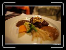 IMG_7035 * 900 x 644 * (230KB)