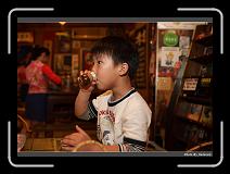 IMG_7248 * 900 x 644 * (290KB)