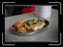 IMG_7725 * 900 x 644 * (247KB)