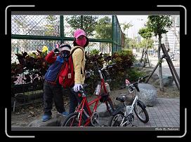 IMG_7813 * 900 x 644 * (294KB)