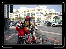 IMG_7870 * 900 x 644 * (292KB)