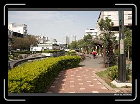 IMG_7942 * 900 x 644 * (296KB)