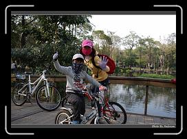 IMG_7983 * 900 x 644 * (283KB)