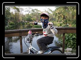 IMG_8005 * 900 x 644 * (278KB)