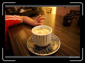 IMG_8686 * 900 x 644 * (286KB)