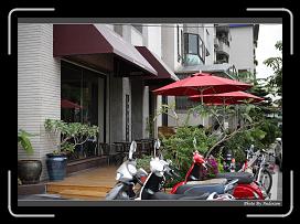 IMG_8746 * 900 x 644 * (294KB)
