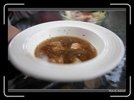 IMG_8769 * 900 x 644 * (265KB)
