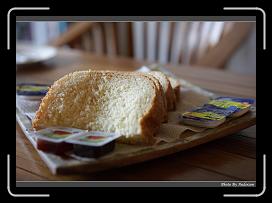 IMG_0556 * 900 x 644 * (297KB)