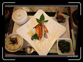 IMG_0370 * 900 x 644 * (265KB)