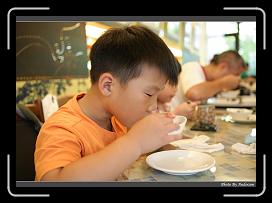 IMG_0376 * 900 x 644 * (287KB)
